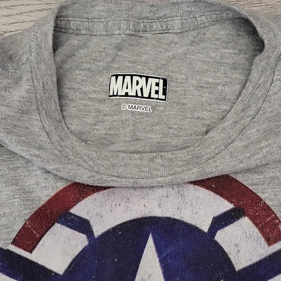 🛍Marvel The Falcon Winter‎ Soldier Captain America New Shield Grey Kids Large - Picture 4 of 5